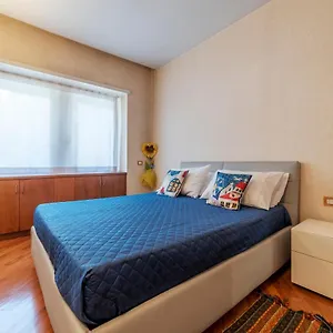 https://deep-blue-apartment.it-romehotels.com